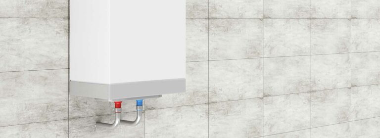 What are the Differences Between Tankless and Traditional Water Heaters